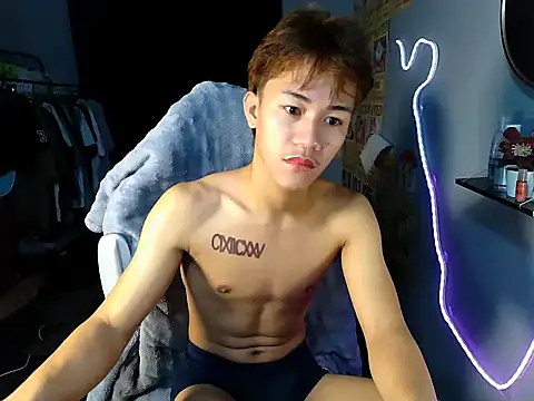 naughtyboyloy 0 online show from 06-21-26, 08:58