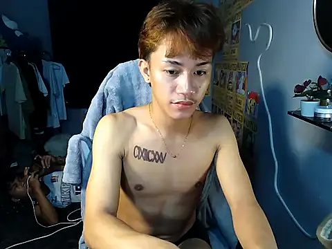 naughtyboyloy 0 online show from 07-02-26, 06:36