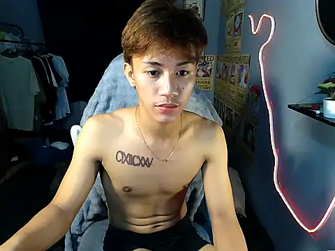 naughtyboyloy 0 online show from 07-01-26, 04:07