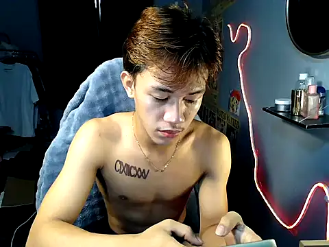 naughtyboyloy 0 online show from 07-30-26, 02:32