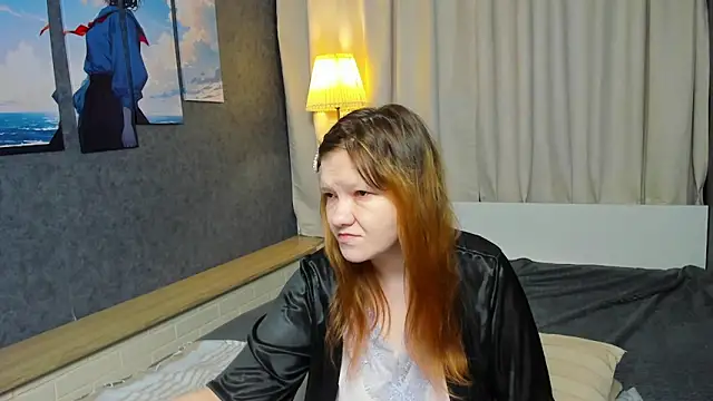 Nora lovvvv online show from 10-28-25, 10:47