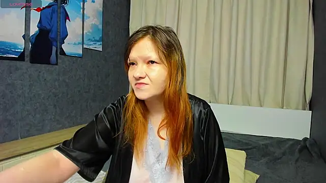 Nora lovvvv online show from 11-09-25, 10:41