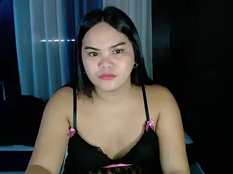 Snapshot of KylieSmith chatting on 11-14-25, 12:36 KylieSmith online show from 11-14-25, 12:36