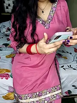 Snapshot of PRIYA_22 chatting on 10-16-25, 01:19 PRIYA 22 online show from 10-16-25, 01:19