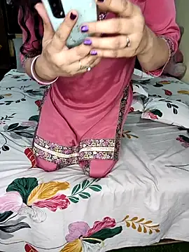 Snapshot of PRIYA_22 chatting on 10-17-25, 02:30 PRIYA 22 online show from 10-17-25, 02:30