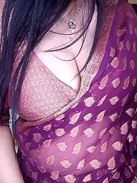 Snapshot of PRIYA_22 chatting on 03-31-26, 06:21 PRIYA 22 online show from 03-31-26, 06:21