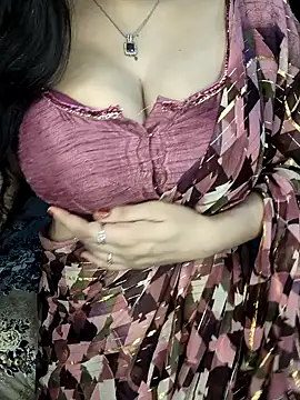 Snapshot of PRIYA_22 chatting on 09-14-25, 03:34 PRIYA 22 online show from 09-14-25, 03:34