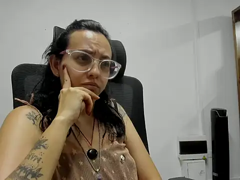 dalila macherano1 online show from 10-16-25, 10:51