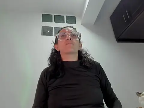 dalila macherano1 online show from 10-16-25, 03:48