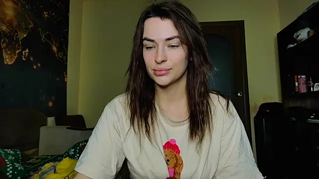 Snapshot of MandiBrooks chatting on 02-05-26, 09:05 MandiBrooks online show from 02-05-26, 09:05