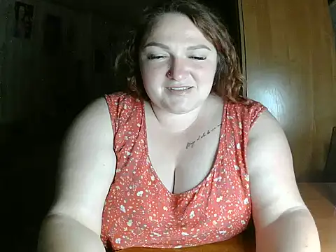 Snapshot of AngelQSky chatting on 06-25-26, 08:14 AngelQSky online show from 06-25-26, 08:14