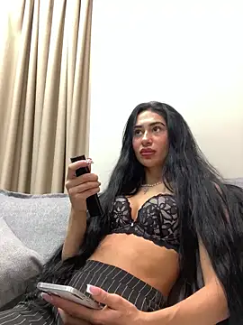 itsyourgirltee online show from 11-11-25, 04:46