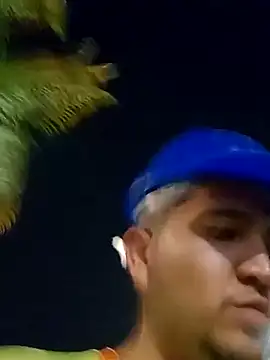 Picademel2525 online show from 03-26-26, 04:00