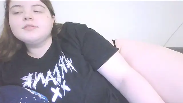 Snapshot of brattyprincessemma chatting on 09-22-25, 03:51 brattyprincessemma online show from 09-22-25, 03:51