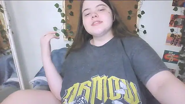 Snapshot of brattyprincessemma chatting on 09-20-25, 06:13 brattyprincessemma online show from 09-20-25, 06:13