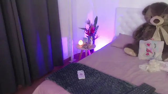 kylie444  online show from 10-11-25, 10:00