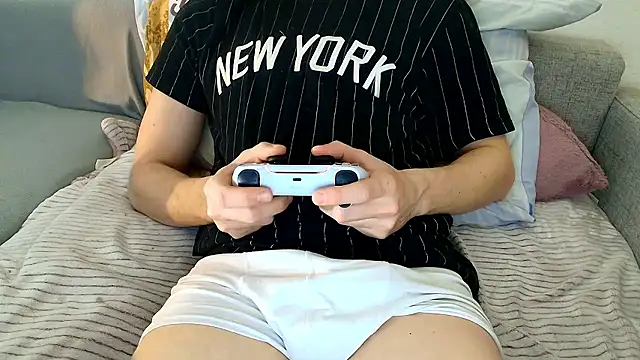 Breezydicksn online show from 01-08-26, 05:52