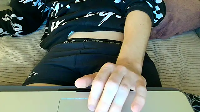 Breezydicksn online show from 12-15-25, 03:40