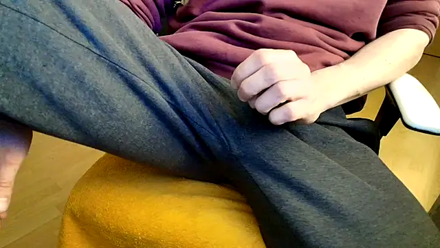 Breezydicksn online show from 04-09-26, 08:37
