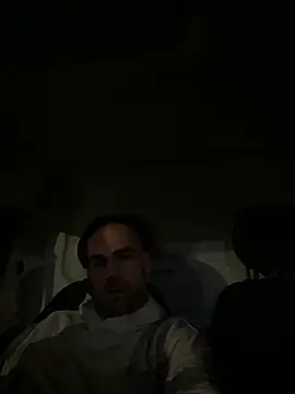 Snapshot of jordanbirdy chatting on 02-11-26, 09:03 jordanbirdy online show from 02-11-26, 09:03