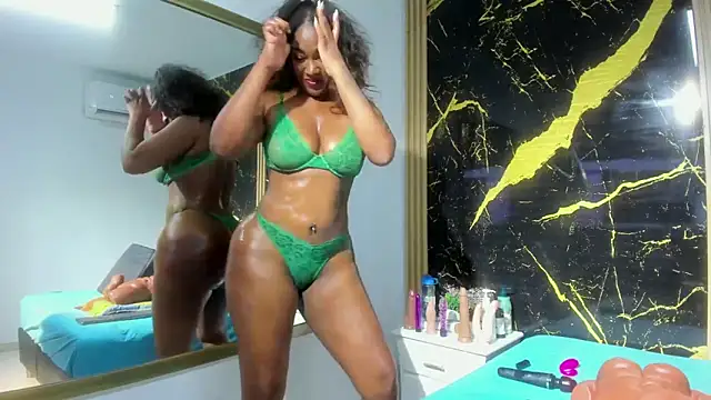 AdrianaVegga online show from 02-13-26, 03:17