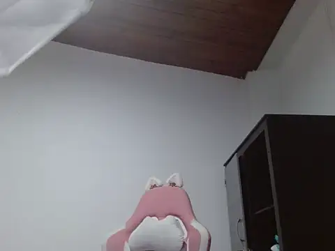 Crystal Star  online show from 09-16-25, 01:28