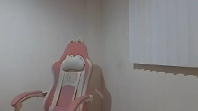 Crystal Star  online show from 12-18-25, 09:47