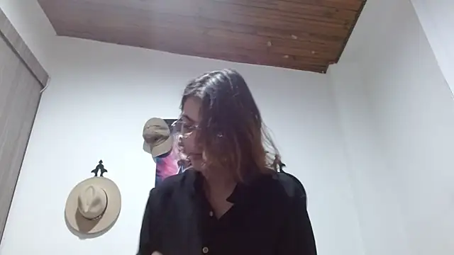 Crystal Star  online show from 02-14-26, 11:05