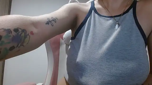 Crystal Star  online show from 09-22-25, 09:37