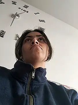 Crystal Star  online show from 11-26-25, 06:30