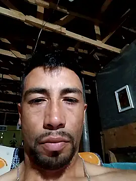 Snapshot of lakiste69-35 chatting on 03-01-26, 02:00 lakiste69-35 online show from 03-01-26, 02:00