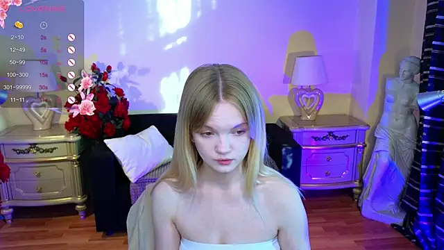 Snapshot of RosesKate chatting on 09-29-25, 04:30 RosesKate online show from 09-29-25, 04:30