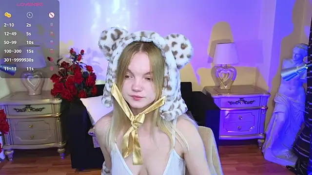 Snapshot of RosesKate chatting on 09-27-25, 04:40 RosesKate online show from 09-27-25, 04:40