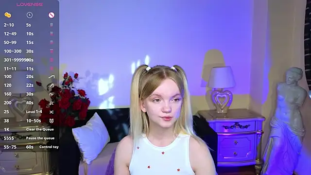 Snapshot of RosesKate chatting on 09-14-25, 04:35 RosesKate online show from 09-14-25, 04:35