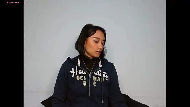 Gia Lee online show from 02-26-26, 02:22