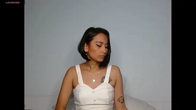 Gia Lee online show from 02-15-26, 02:45