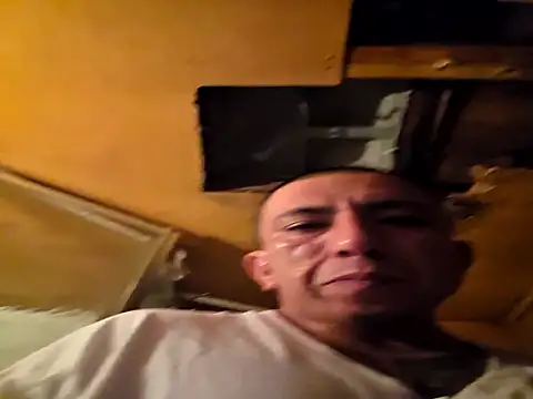 Boogiehtx713 online show from 12-18-25, 10:19