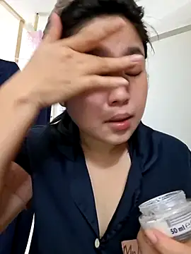 Snapshot of Minn-cute chatting on 04-28-26, 02:38 Minn-cute online show from 04-28-26, 02:38