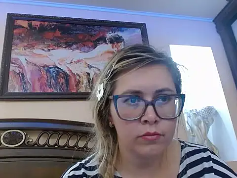 Crystal00Girl online show from 11-07-25, 07:51