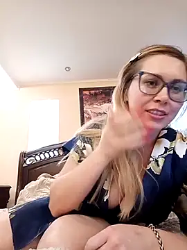 Crystal00Girl online show from 11-03-25, 01:11