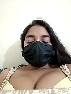 Little toy girl online show from 03-29-26, 09:55