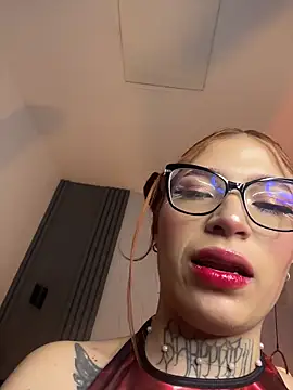 Snapshot of dreamleah_ chatting on 02-22-26, 11:39 dreamleah online show from 02-22-26, 11:39