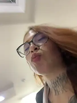 dreamleah  online show from 05-11-26, 11:57