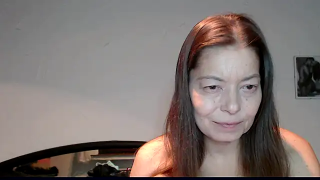 Snapshot of SexySarah177 chatting on 12-11-24, 09:12 SexySarah177 online show from 12-11-24, 09:12