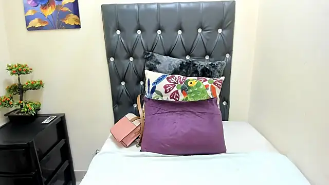 Toxicfantasy4u online show from 09-14-25, 04:18