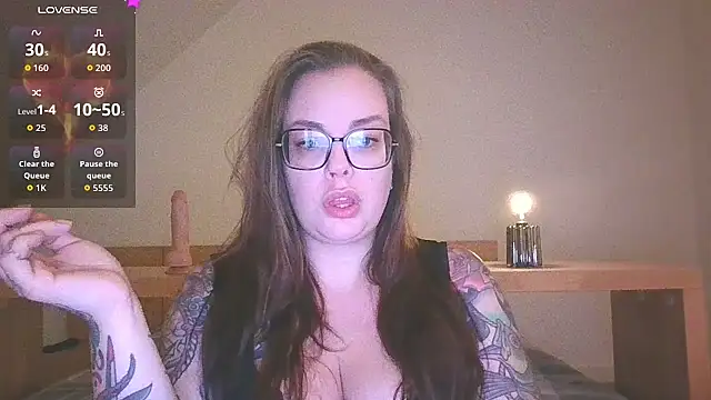 Snapshot of Miss_Lucifer6 chatting on 09-27-25, 06:03 Miss Lucifer6 online show from 09-27-25, 06:03