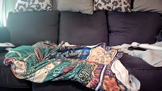 kinkykortney online show from 10-29-25, 02:27