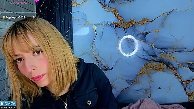 nena cupcake  online show from 03-07-26, 11:05