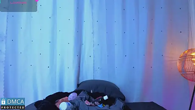 nena cupcake  online show from 03-21-26, 11:03