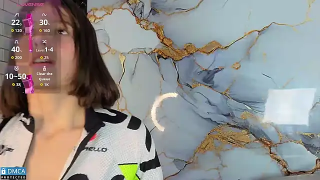 nena cupcake  online show from 10-28-25, 11:31